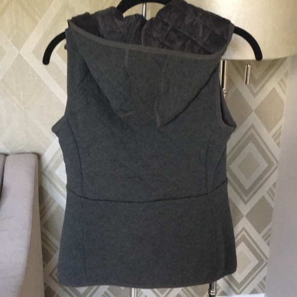 The North Face Vest - Picture 4 of 8